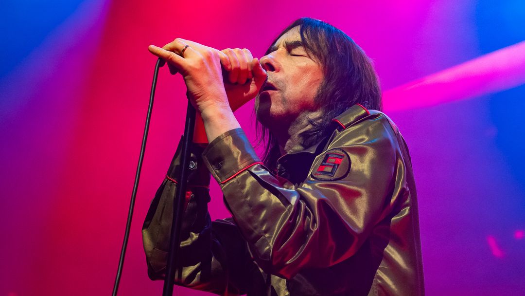 London Venue Apologizes After Primal Scream Display Star of David Entwined With Swastika