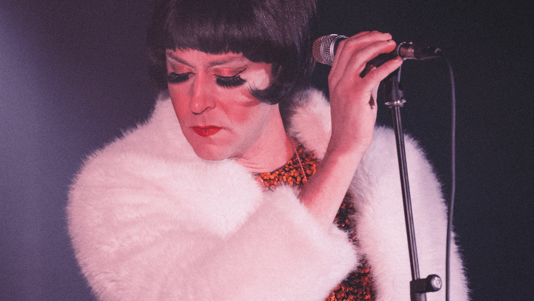 Cindy Lee Live at the Empty Bottle in Chicago: Photos